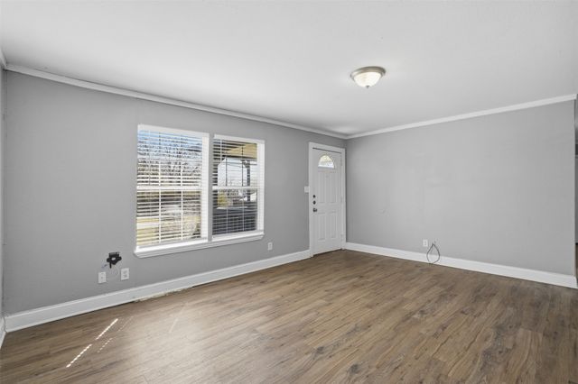 308 W Lamm Street, Blue Ridge, TX 75424