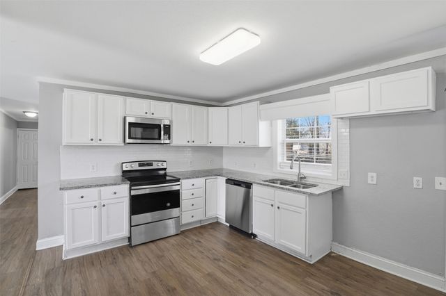 308 W Lamm Street, Blue Ridge, TX 75424