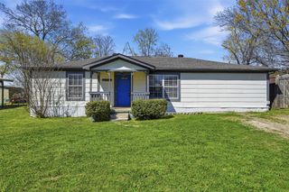 308 W Lamm Street, Blue Ridge, TX 75424