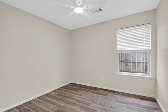 102 Riveria Cove, Benton, AR 72015
