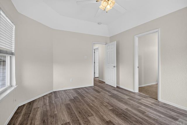 102 Riveria Cove, Benton, AR 72015