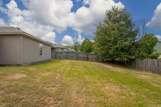 102 Riveria Cove, Benton, AR 72015
