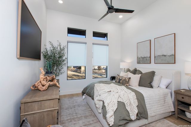 562 Ranch Valley, Fair Oaks Ranch, TX 78015