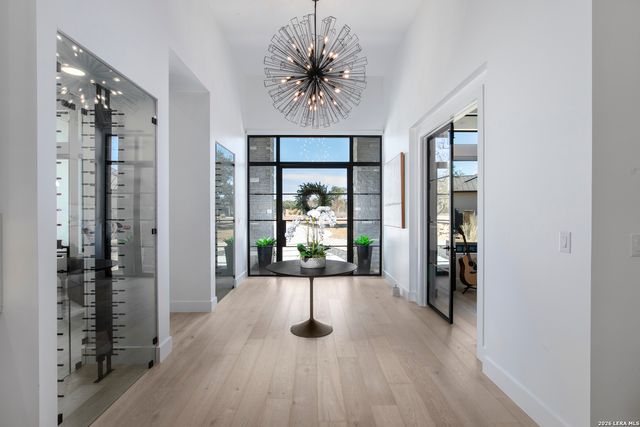 562 Ranch Valley, Fair Oaks Ranch, TX 78015