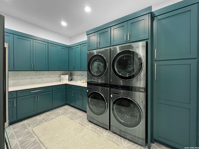 562 Ranch Valley, Fair Oaks Ranch, TX 78015