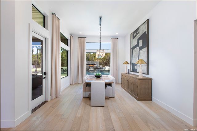 562 Ranch Valley, Fair Oaks Ranch, TX 78015