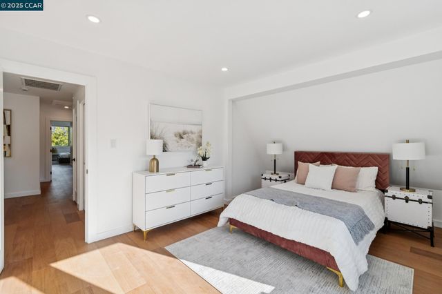 4250 Terrace St, Oakland, CA 94611