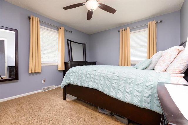 7513 W High Drive, Pleasant Valley, MO 64068