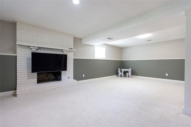 7513 W High Drive, Pleasant Valley, MO 64068