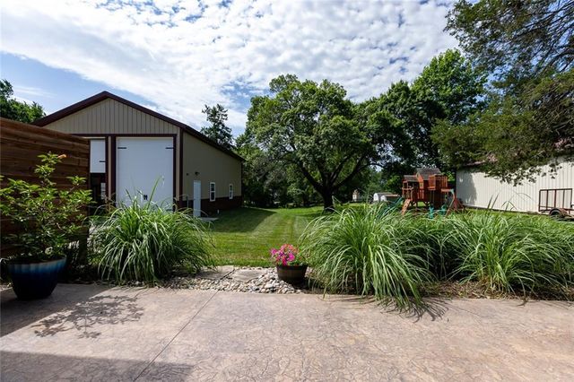 7513 W High Drive, Pleasant Valley, MO 64068