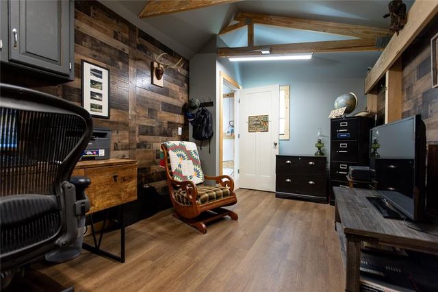 7513 W High Drive, Pleasant Valley, MO 64068