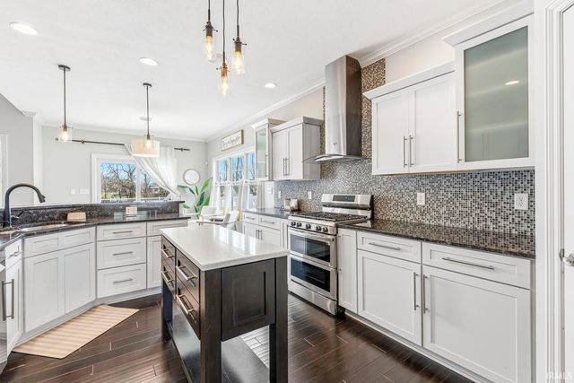 30216 Copperwoods Drive, Granger, IN 46530