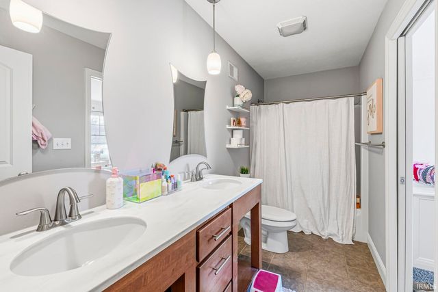 30216 Copperwoods Drive, Granger, IN 46530