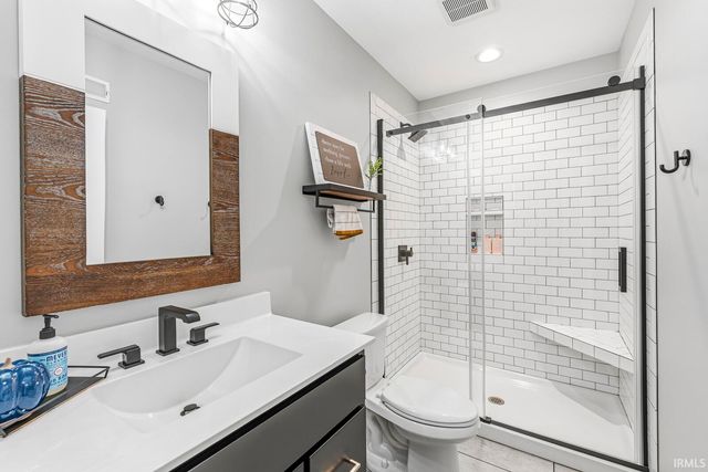 30216 Copperwoods Drive, Granger, IN 46530