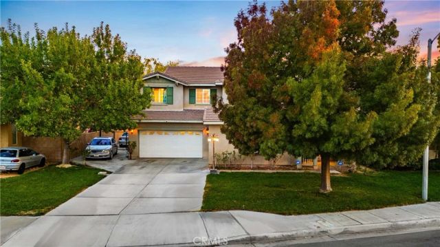 4818 Jade Court, Lancaster, CA 93536