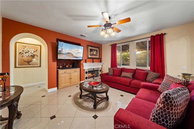 4818 Jade Court, Lancaster, CA 93536