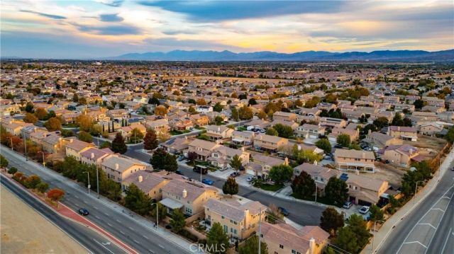 4818 Jade Court, Lancaster, CA 93536