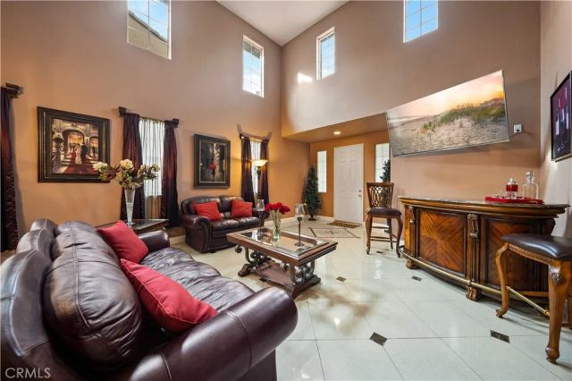 4818 Jade Court, Lancaster, CA 93536