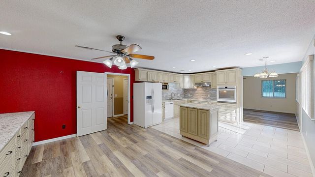 1102 Northfield Circle, Dothan, AL 36303