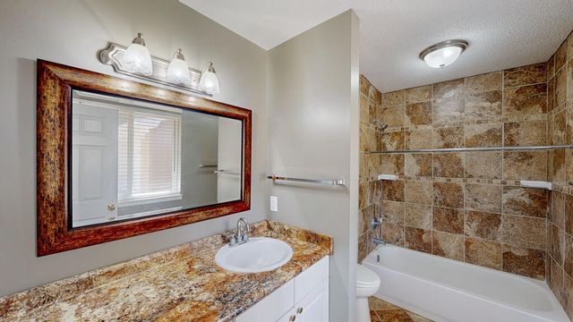 1102 Northfield Circle, Dothan, AL 36303