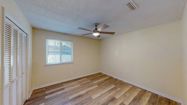 1102 Northfield Circle, Dothan, AL 36303