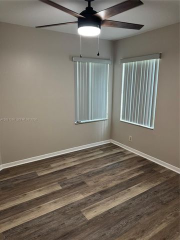 366 E Riverbend Dr, Sunrise, FL 33326