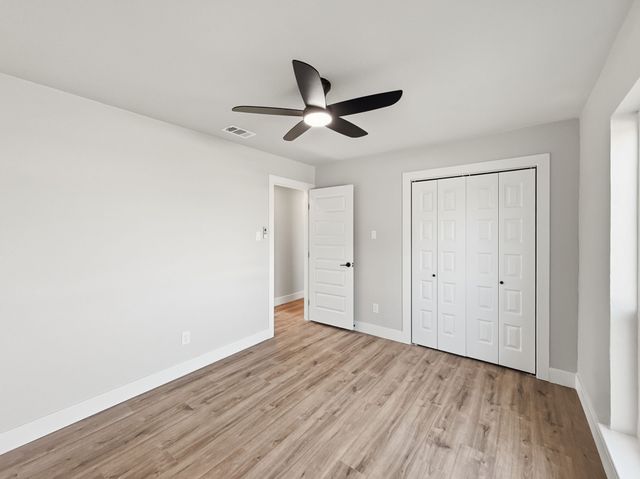 2110 Cedarcrest Drive, Carrollton, TX 75007