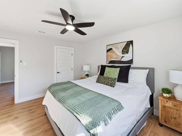 2110 Cedarcrest Drive, Carrollton, TX 75007