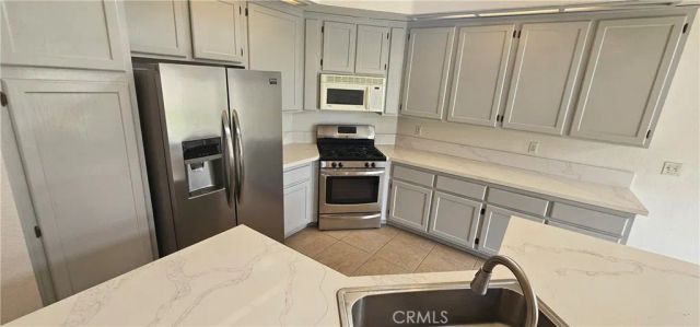 7219 Seville, Highland, CA 92346