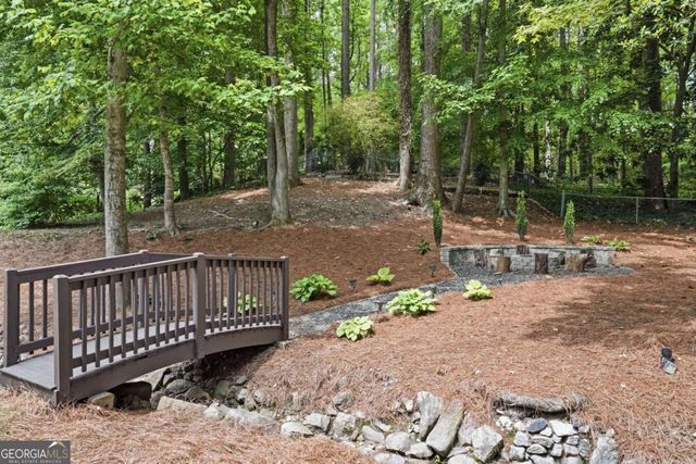 1850 Fern Creek Lane NE, Atlanta, GA 30329