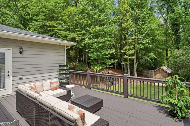 1850 Fern Creek Lane NE, Atlanta, GA 30329