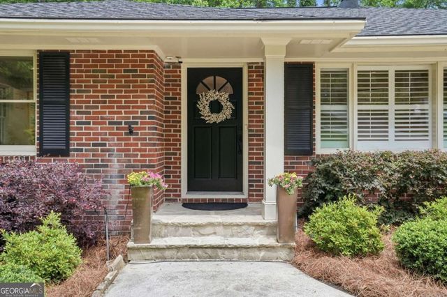 1850 Fern Creek Lane NE, Atlanta, GA 30329