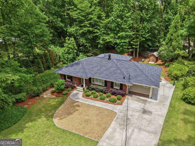 1850 Fern Creek Lane NE, Atlanta, GA 30329