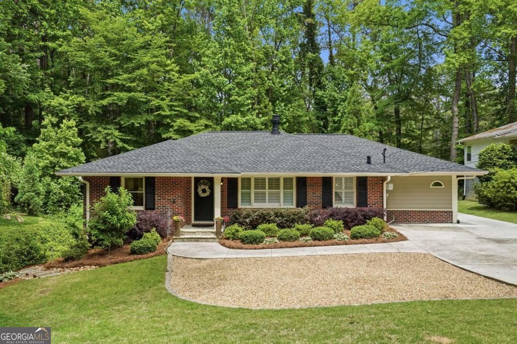 1850 Fern Creek Lane NE, Atlanta, GA 30329