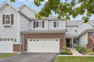1481 Yosemite Circle, Crystal Lake, IL 60014