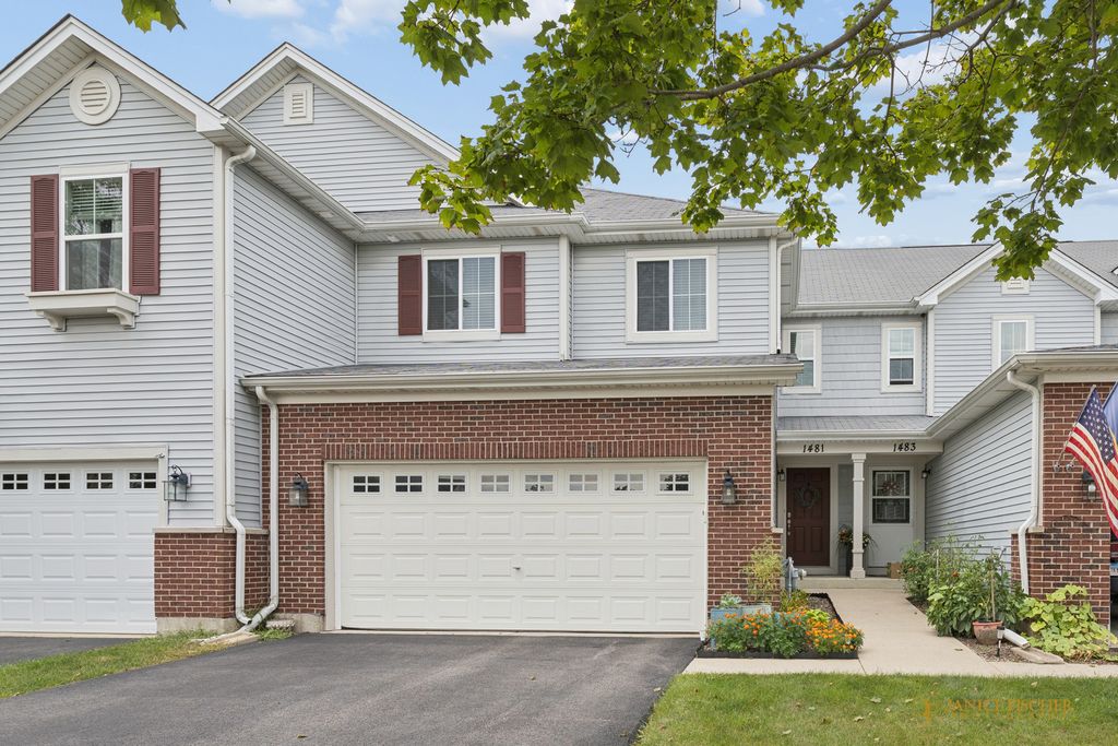 1481 Yosemite Circle, Crystal Lake, IL 60014
