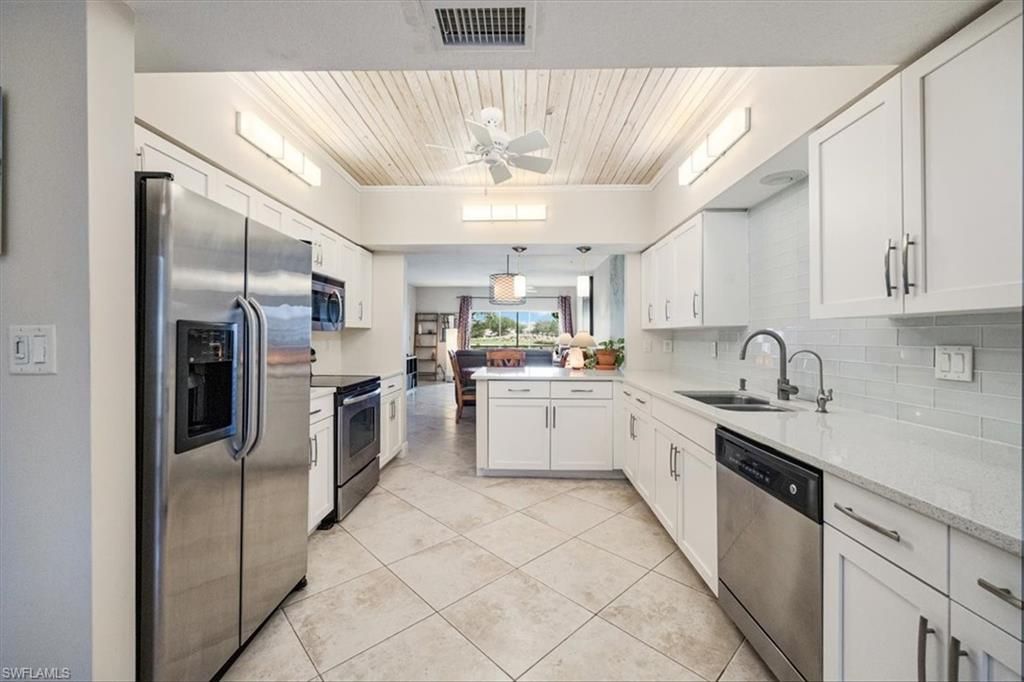 6025 Chardonnay LN 103, NAPLES, FL 34119 — exterior