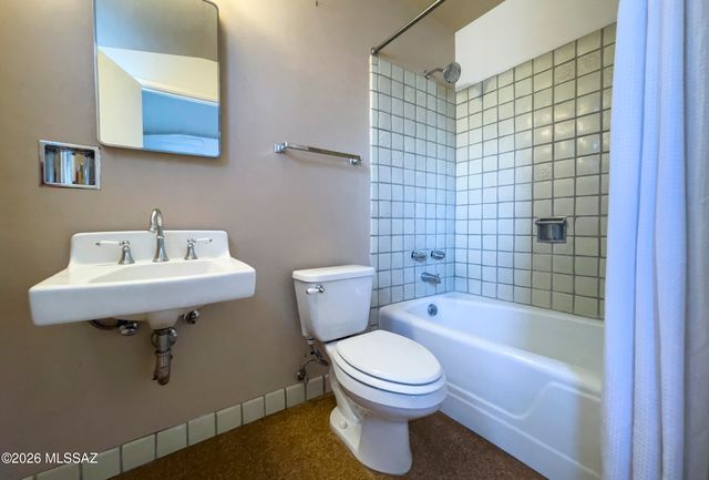 4130 E River Road, Tucson, AZ 85718