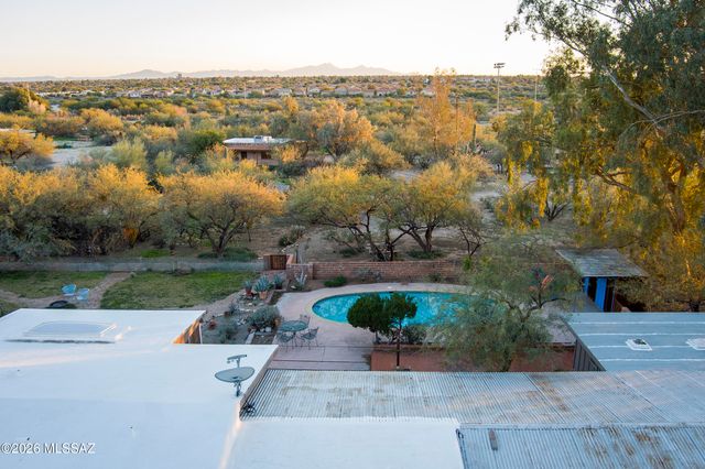 4130 E River Road, Tucson, AZ 85718