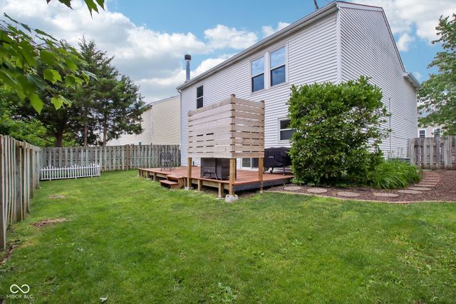 10047 Sapphire Berry Lane, Fishers, IN 46038