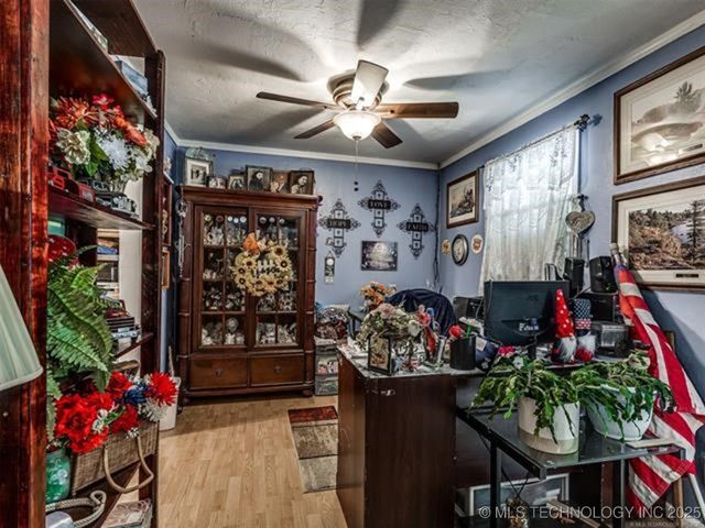 206 Lackey Drive, Eufaula, OK 74432