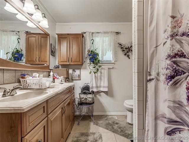 206 Lackey Drive, Eufaula, OK 74432