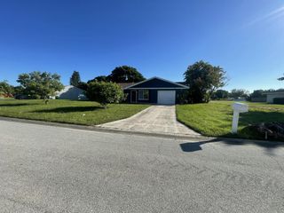 1849 SE Rainier Road, Port St Lucie, FL 34952