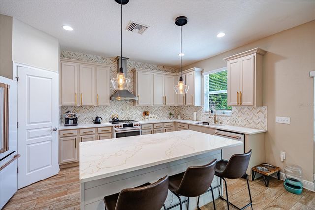 1908 W NASSAU STREET, Tampa, FL 33607