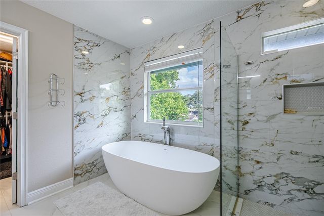 1908 W NASSAU STREET, Tampa, FL 33607