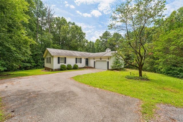 7303 Old Town Rd, Prince George, VA 23875