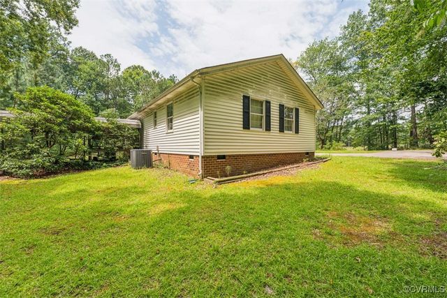7303 Old Town Rd, Prince George, VA 23875