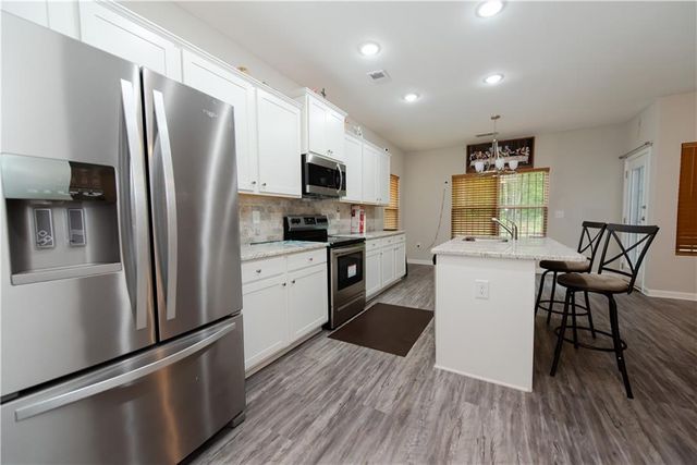 412 Clematis Court, Temple, GA 30179