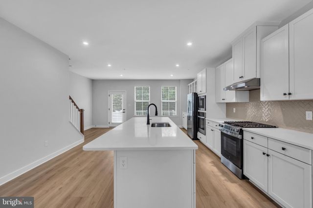 9 FOXWOOD DR, Hainesport, NJ 08036