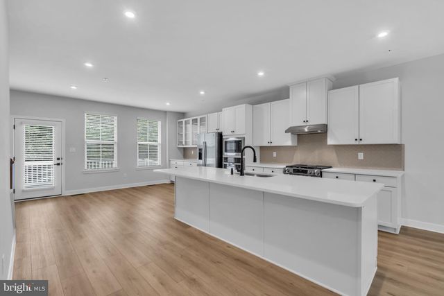 9 FOXWOOD DR, Hainesport, NJ 08036